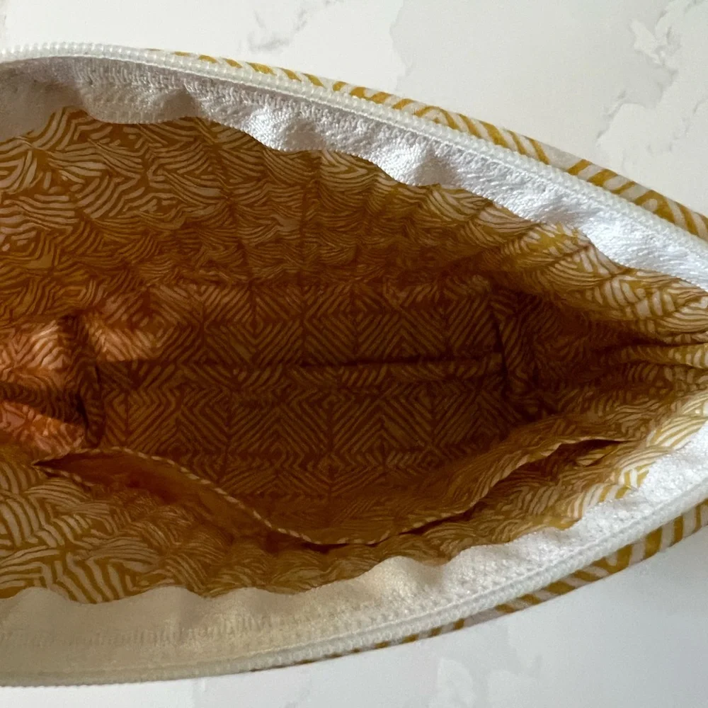 Hemlock Amelia Quilted Zipper Pouch NWT